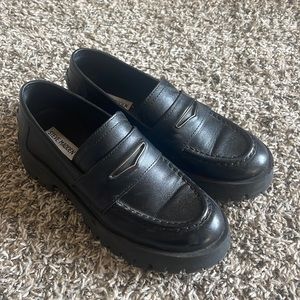 Steve Madden, lawrence black leather loafers - size 7.5